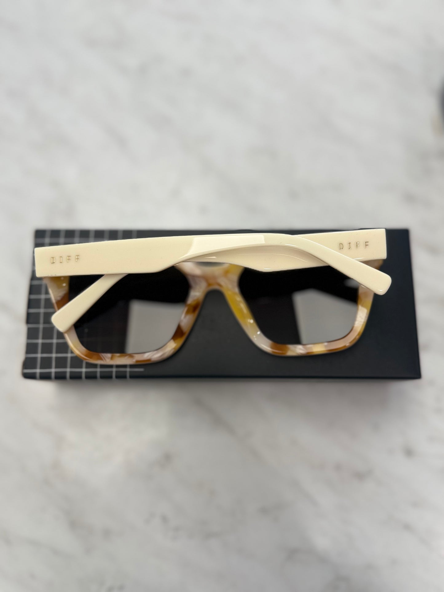 Amara Sunglasses- Brown Gradient