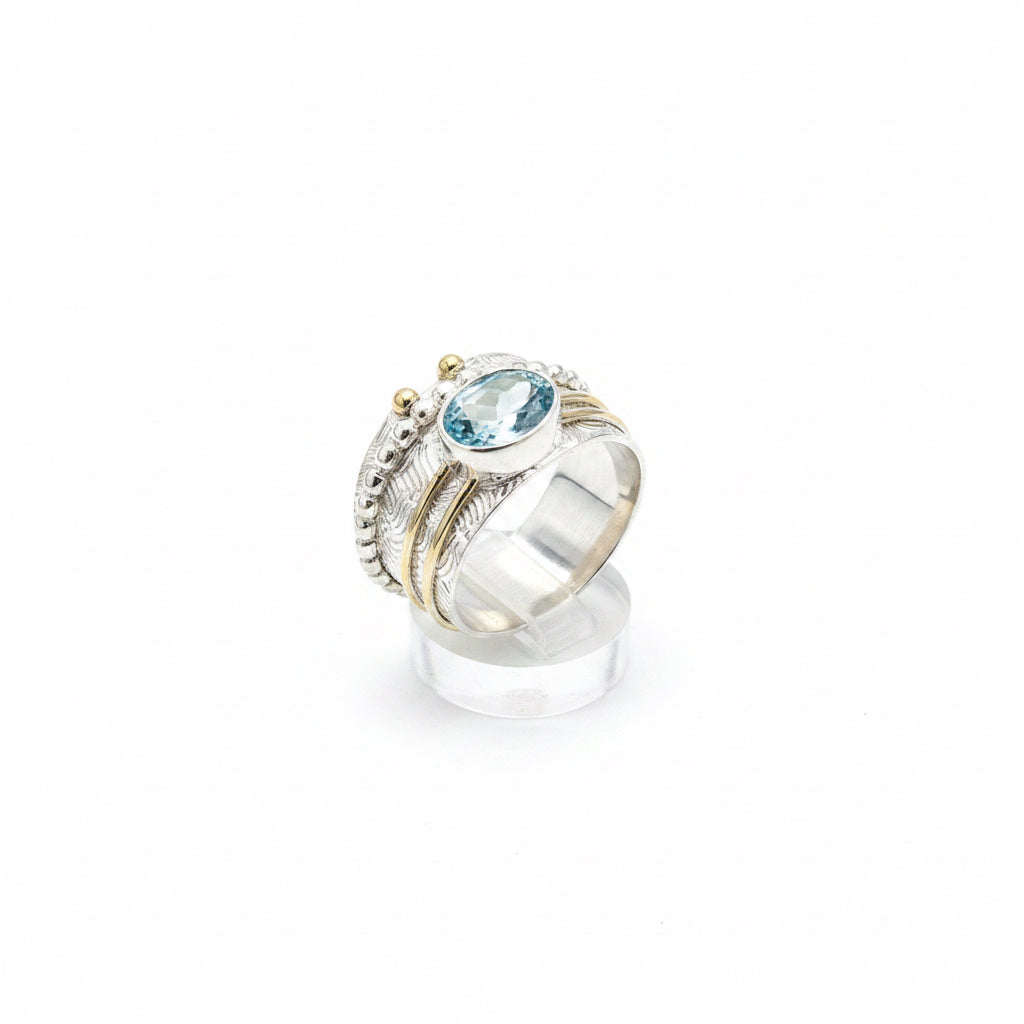 Amelia Ring