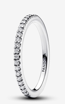 Sparkling Band Ring