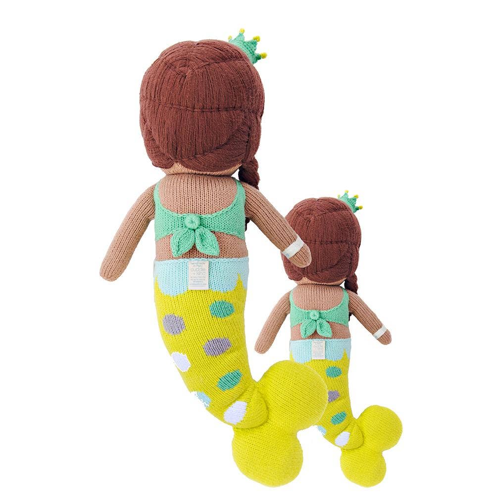 Pearl the mermaid, gives 10 meals