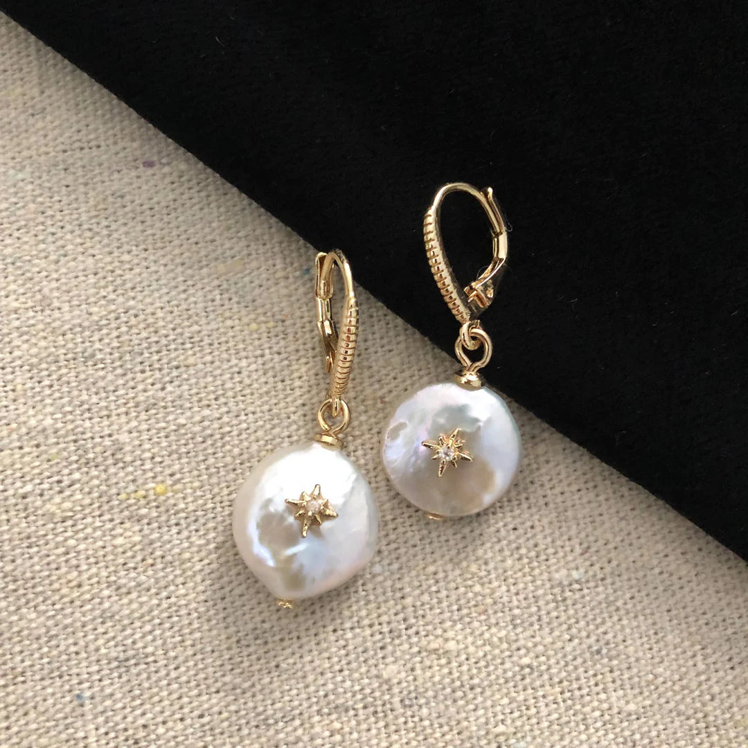 Aphrodite Pearl Earrings Gold