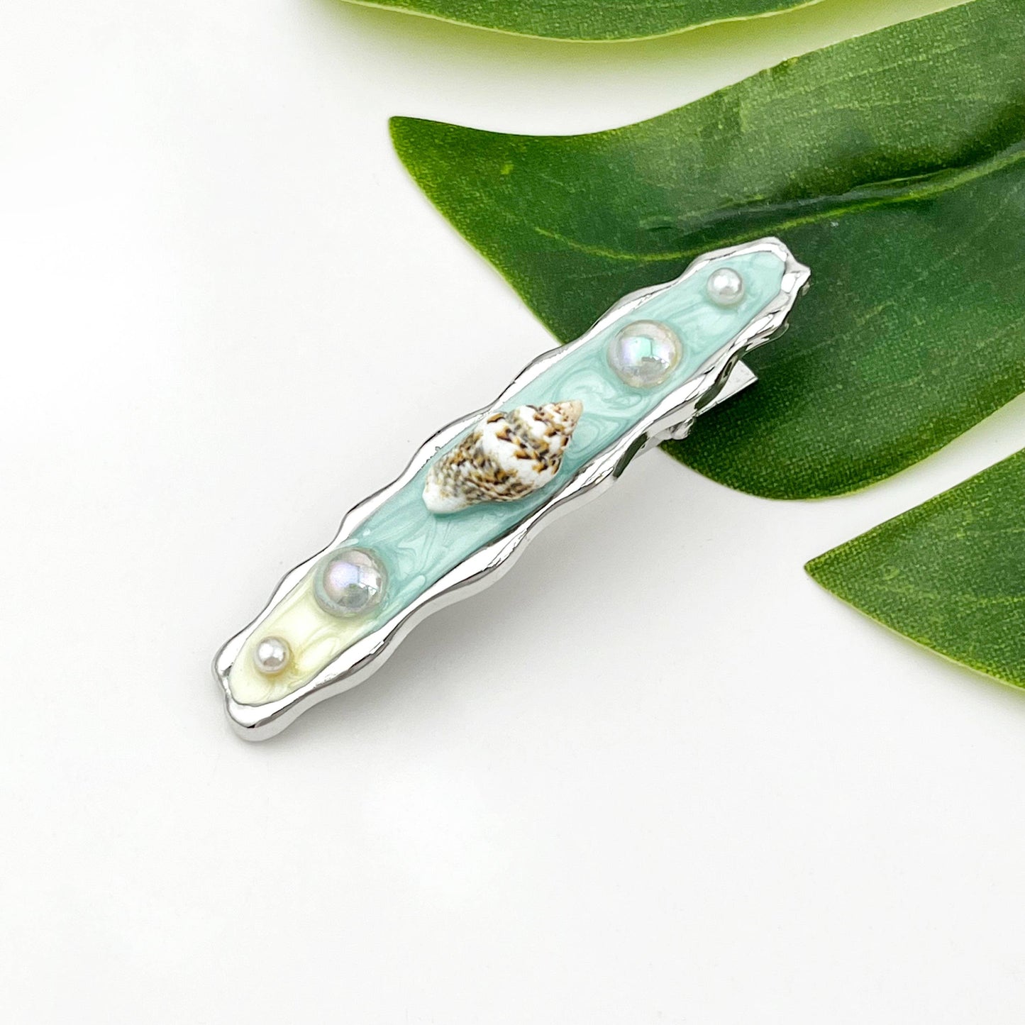 Seashell & Conch Hair Clip, Ocean-Inspired Hair Barrette