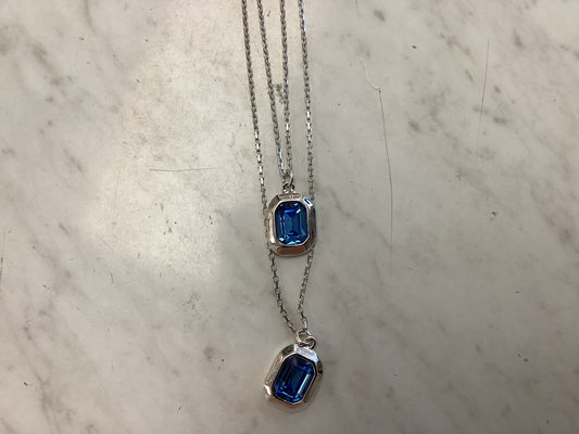 Nucleo blue Necklace