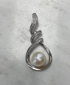 Caged Pearl Pendant