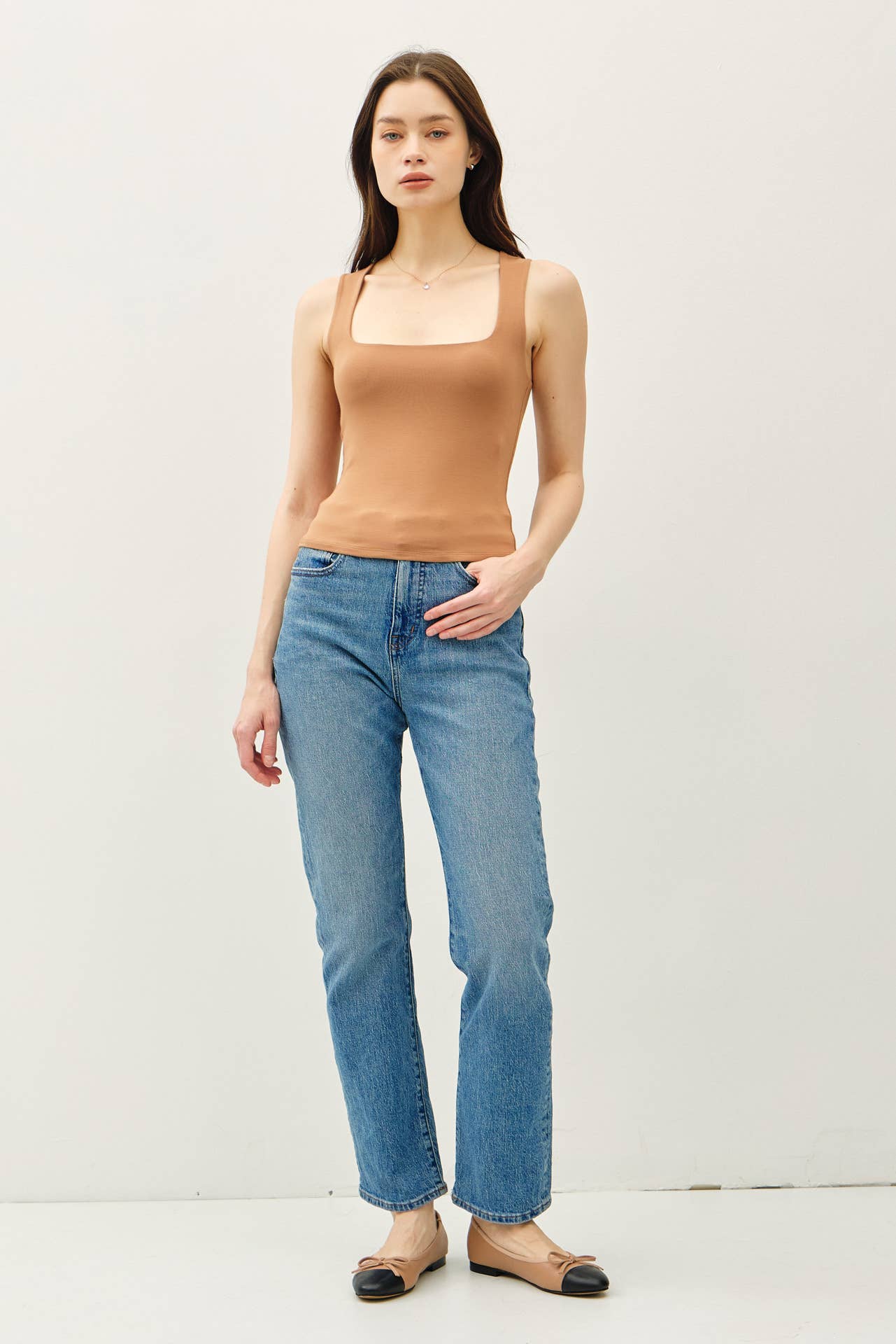 DOUBLE LINED SQUARE NECK TANK